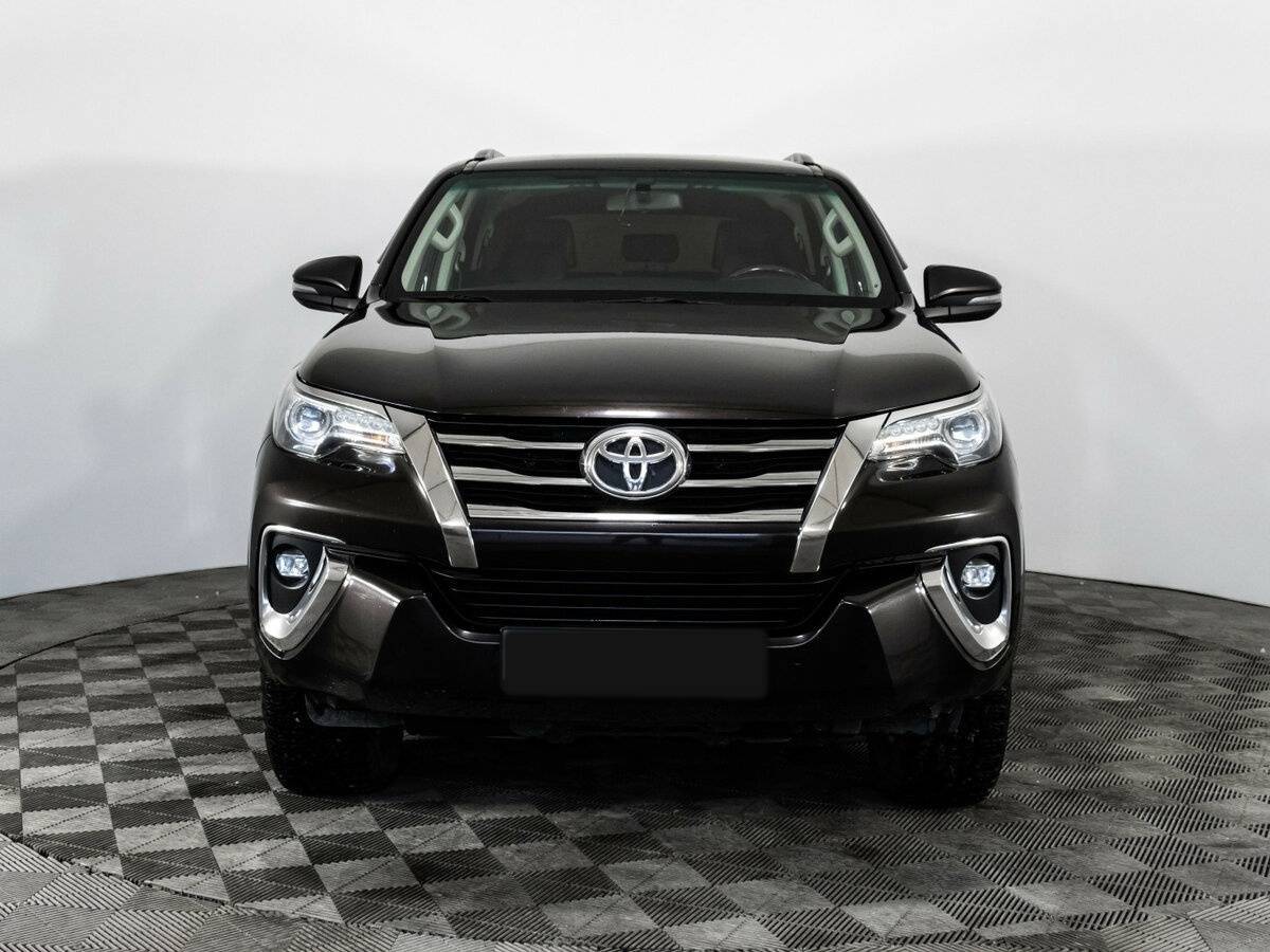 Купить Toyota Fortuner, 2018, 139 668 км, фото №3