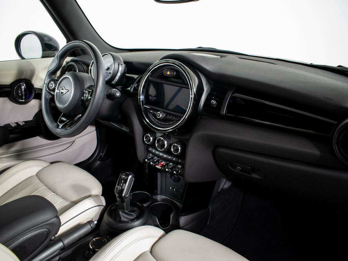 Купить Mini Cabrio Cooper, 2018, 25 548 км, фото №9