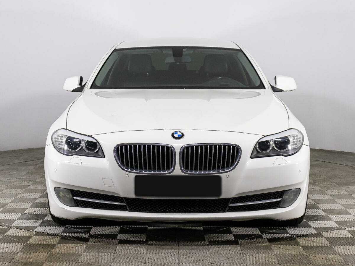 Купить BMW 5 серии 520i, 2012, 191 944 км, фото №2