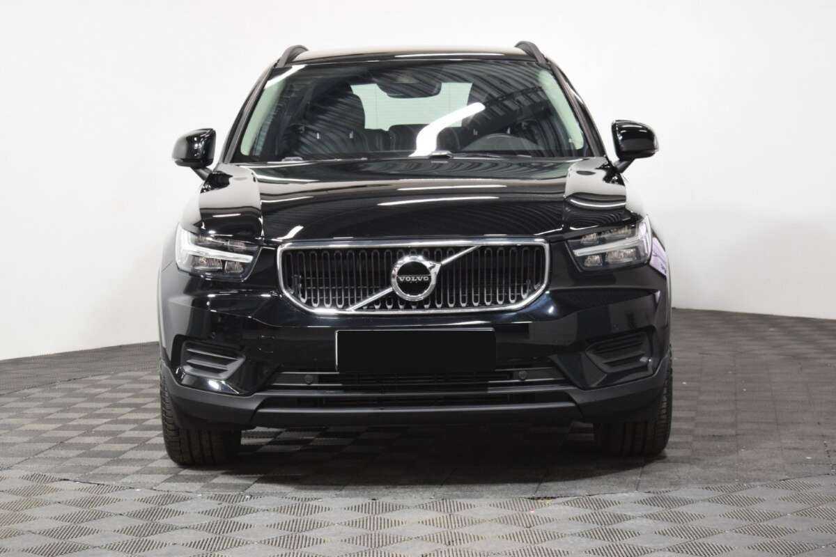 Купить Volvo XC40, 2019, 67 000 км, фото №2