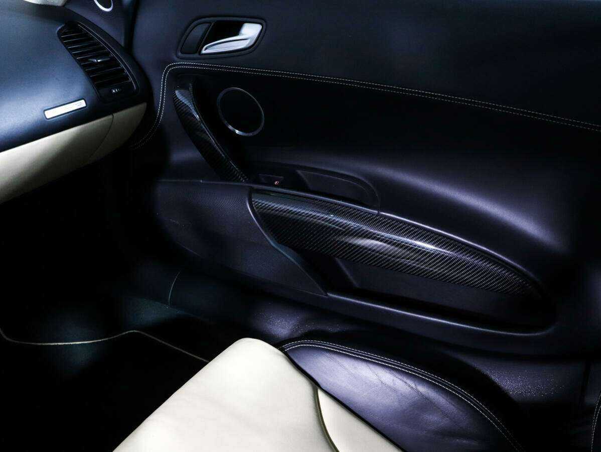 Купить Audi R8 V8, 2008, 23 736 км, фото №13