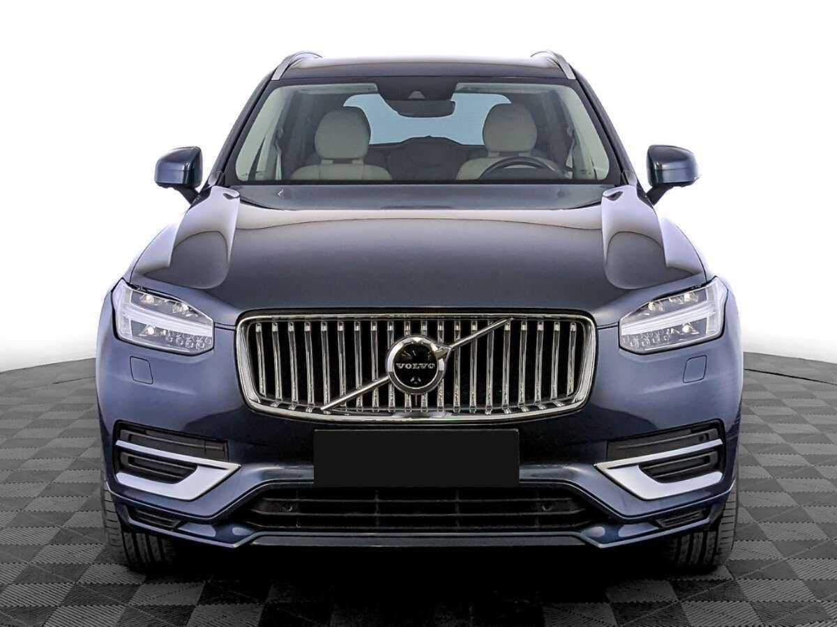 Купить Volvo XC90 B5, 2021, 48 355 км, фото №2