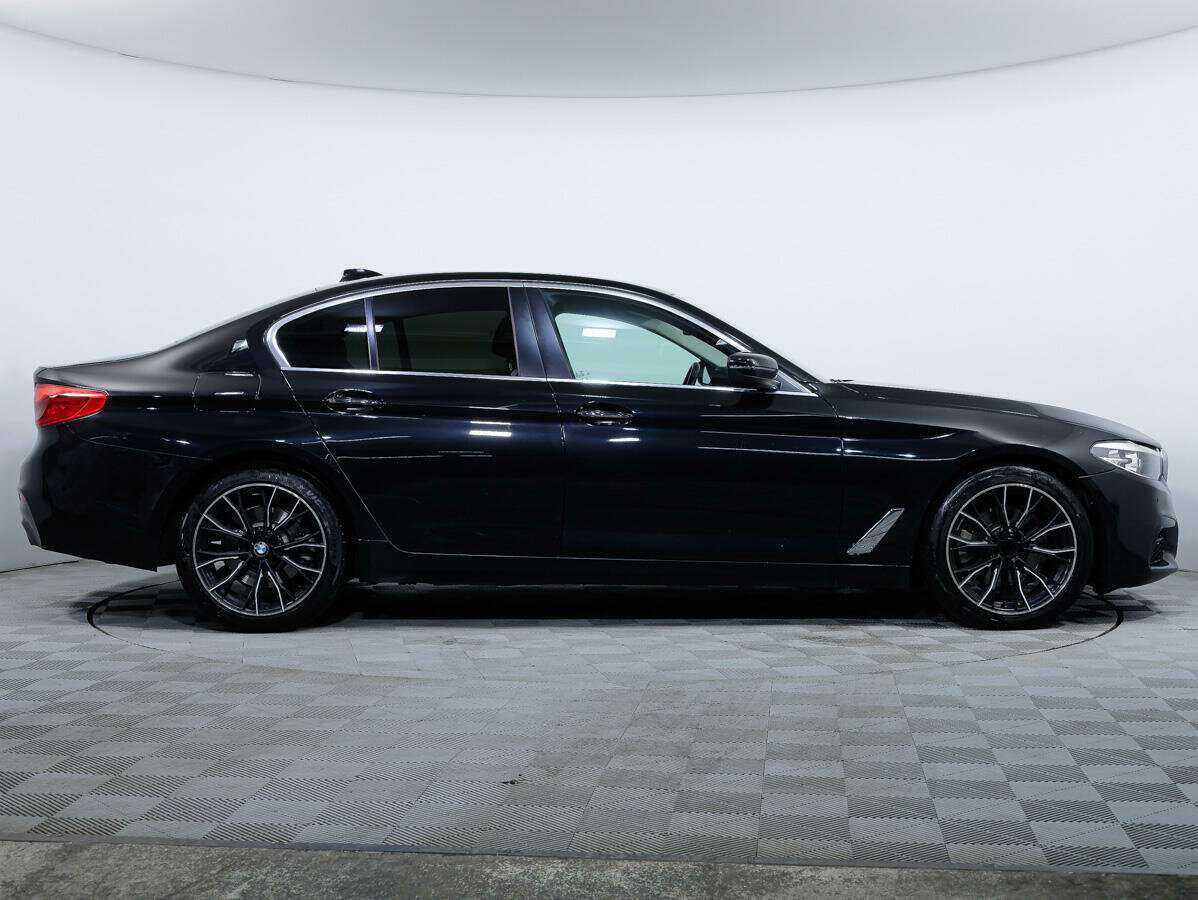 Купить BMW 5 серии 520d, 2018, 186 074 км, фото №3
