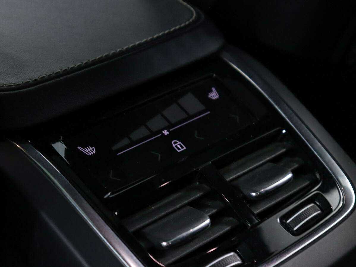 Купить Volvo XC90, 2021, 30 776 км, фото №23