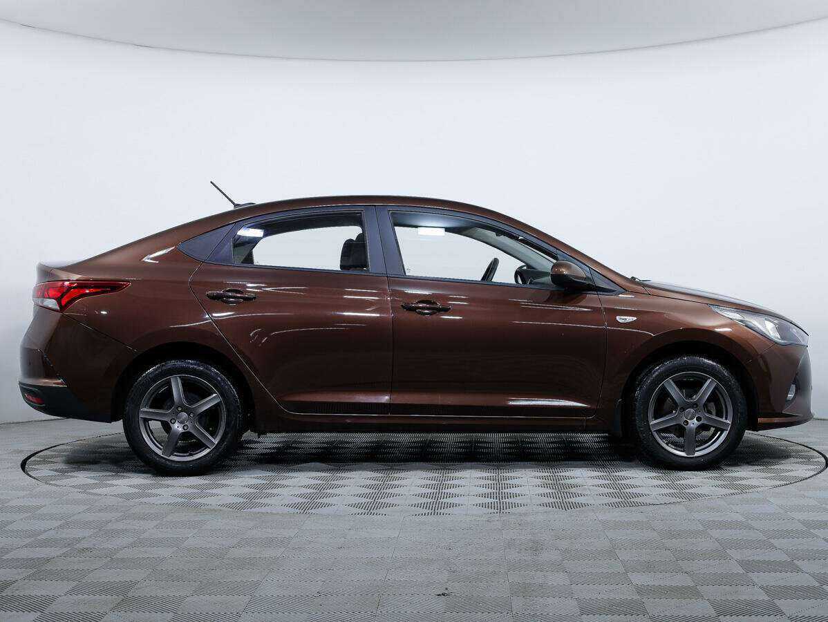 Купить Hyundai Solaris, 2021, 30 463 км, фото №3