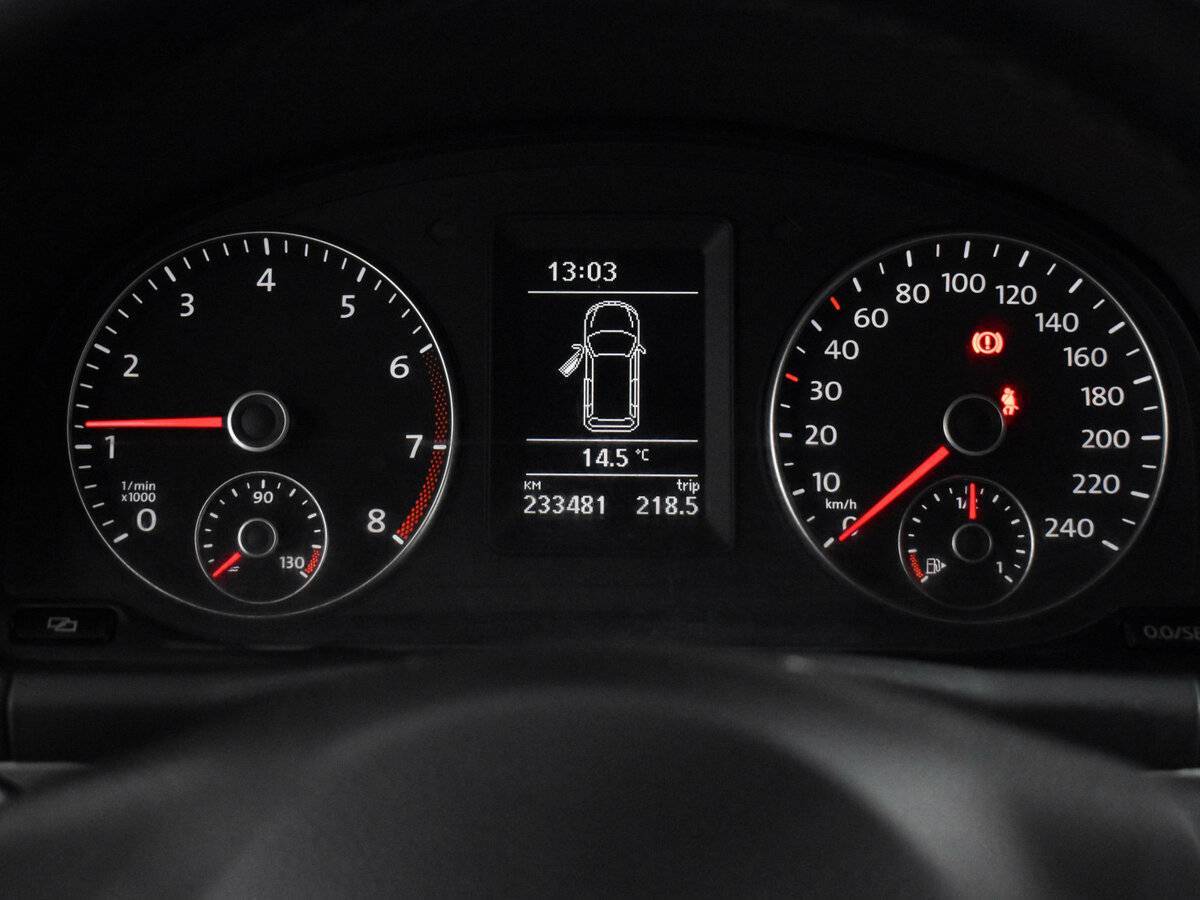 Купить Volkswagen Touran, 2010, 233 470 км, фото №19