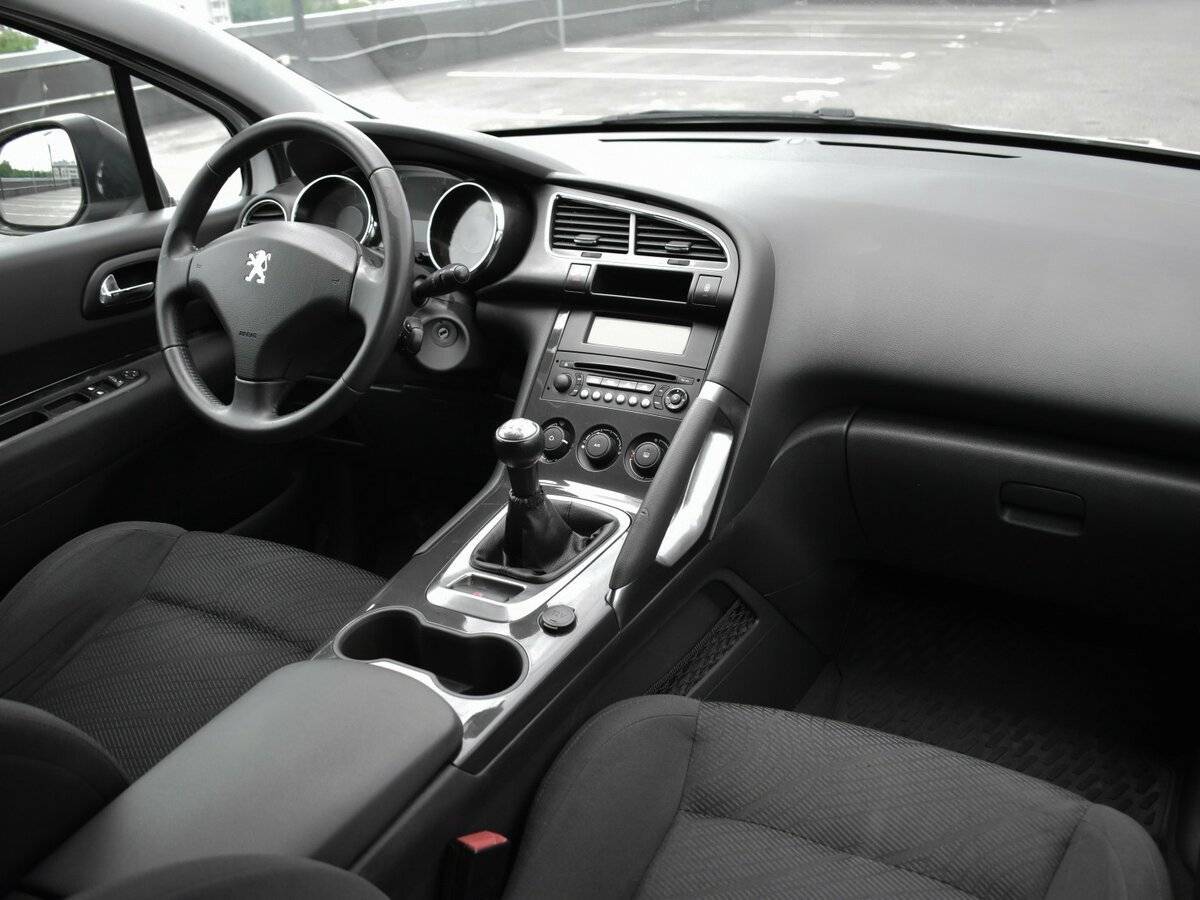 Купить Peugeot 3008, 2012, 303 341 км, фото №10
