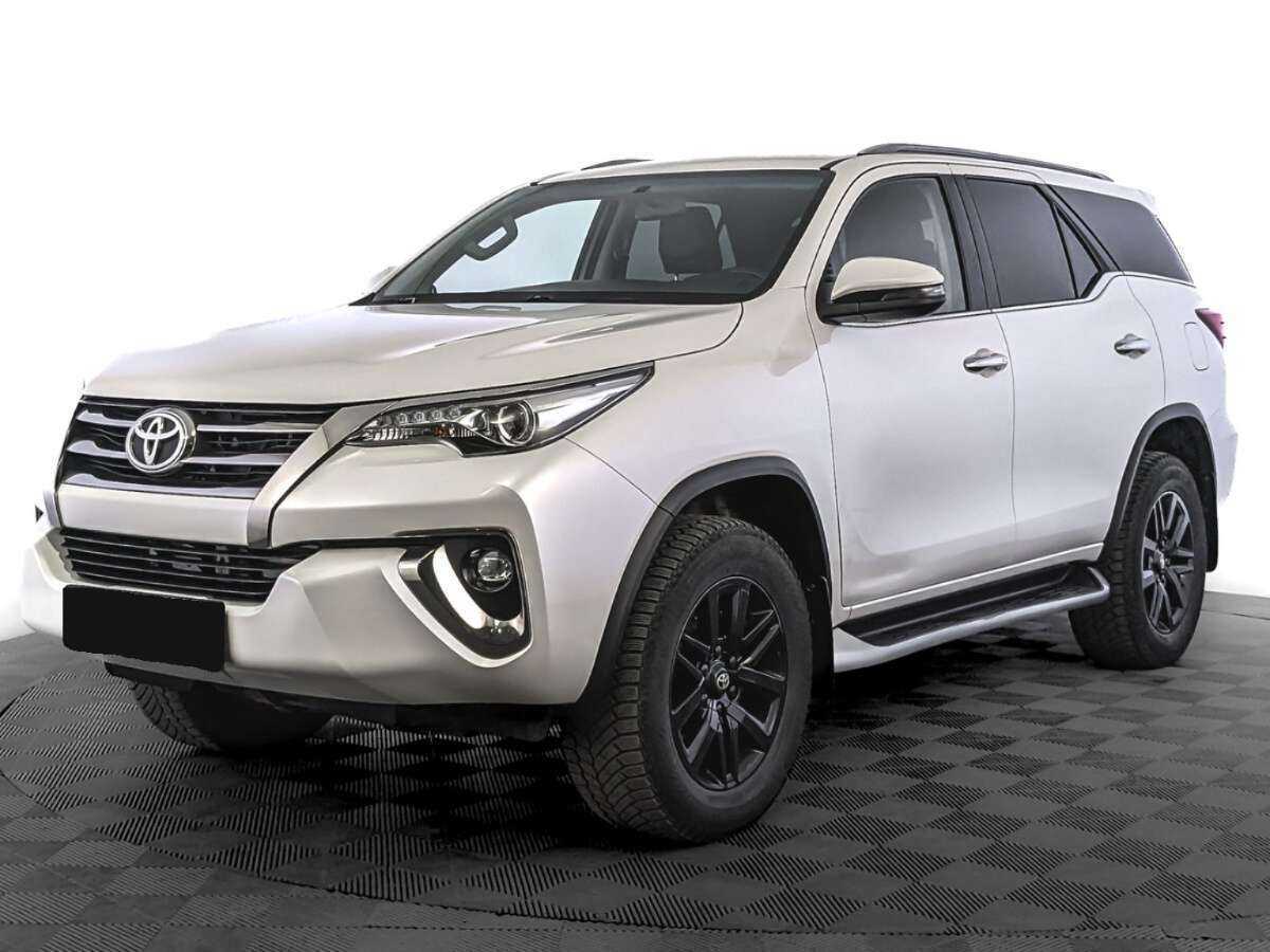 Купить Toyota Fortuner, 2019, 148 000 км, фото №1