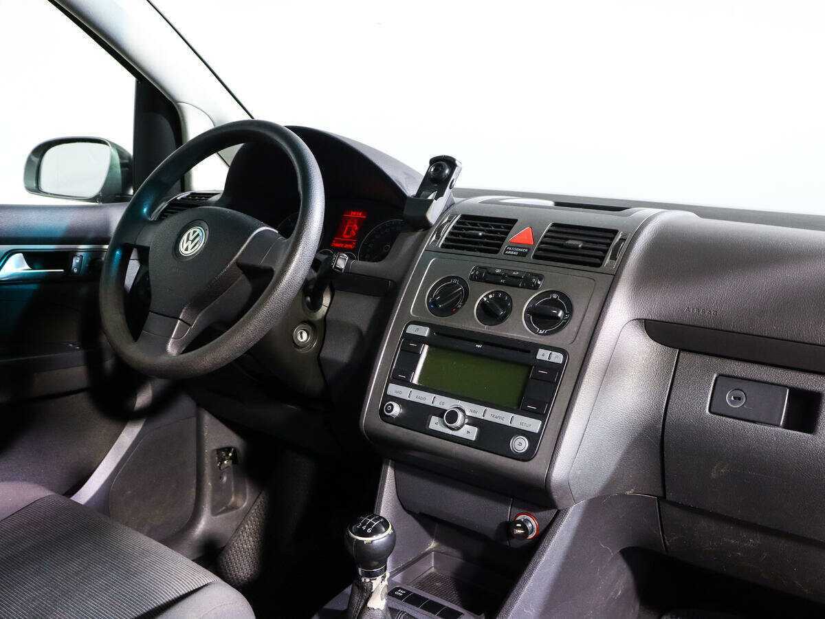 Купить Volkswagen Touran, 2008, 218 624 км, фото №9