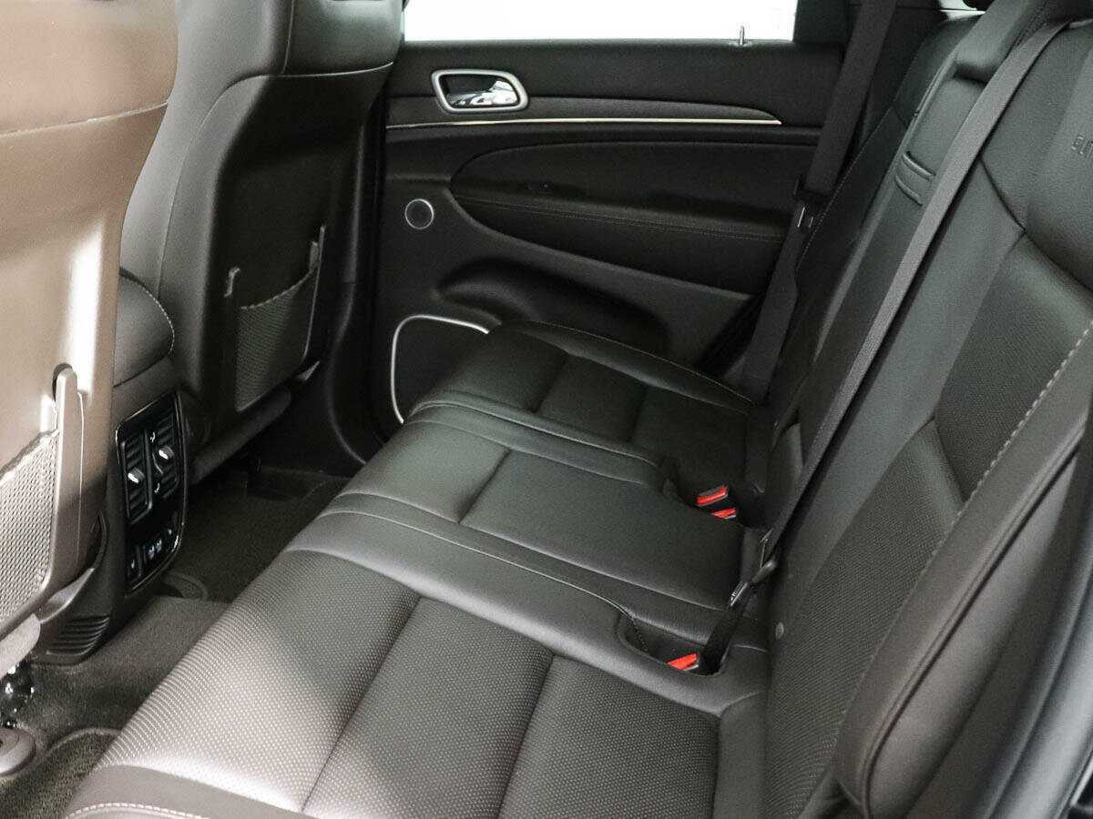 Купить Jeep Grand Cherokee, 2018, 100 183 км, фото №13