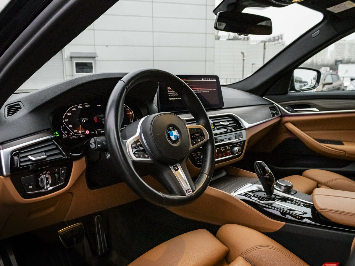 Купить BMW 5 серии 530d xDrive VII (G30/G31/G38) Рестайлинг, 2021, 52 603 км, фото №10