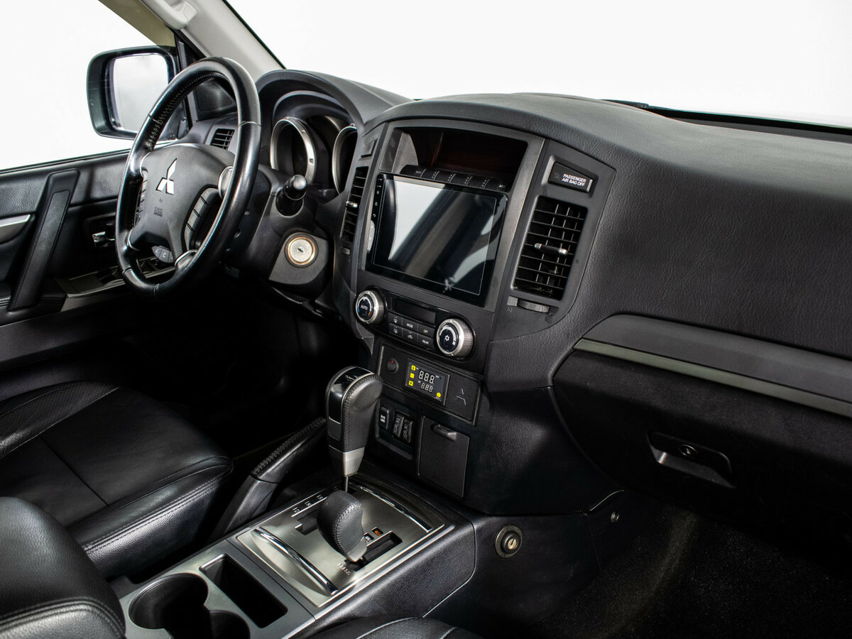 Купить Mitsubishi Pajero IV Рестайлинг 1, 2012, 68 550 км, фото №11