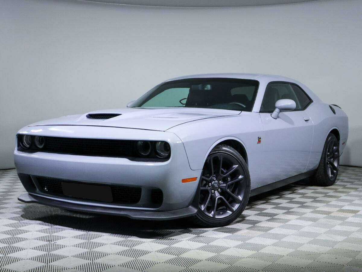 Купить Dodge Challenger R__T, 2021, 9 975 км, фото №1