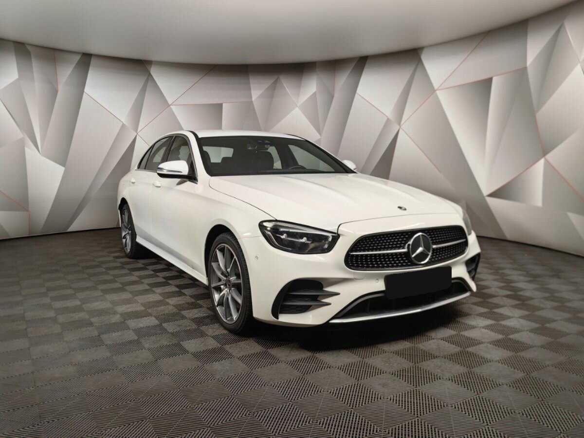Купить Mercedes-Benz E-Класс 200, 2022, 56 599 км, фото №3