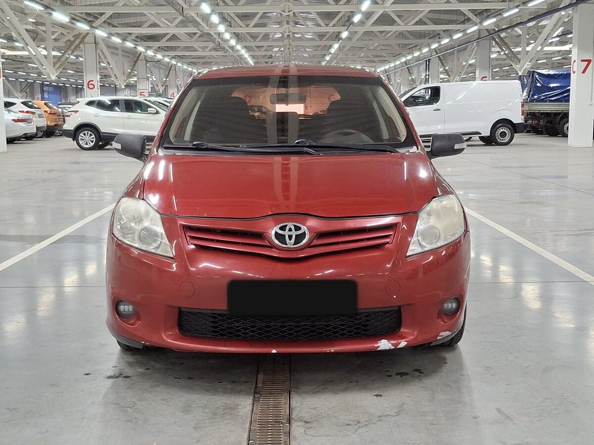 Купить Toyota Auris I Рестайлинг, 2010, 257 704 км, фото №2