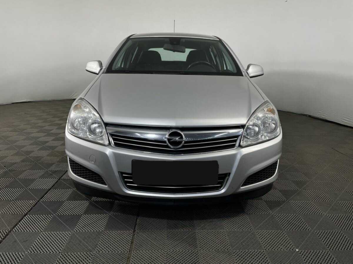 Купить Opel Astra, 2010, 130 499 км, фото №2