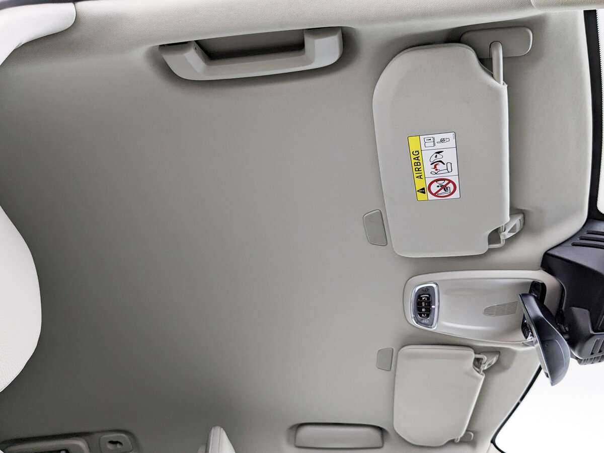 Купить Volvo XC90 B5, 2021, 48 355 км, фото №18