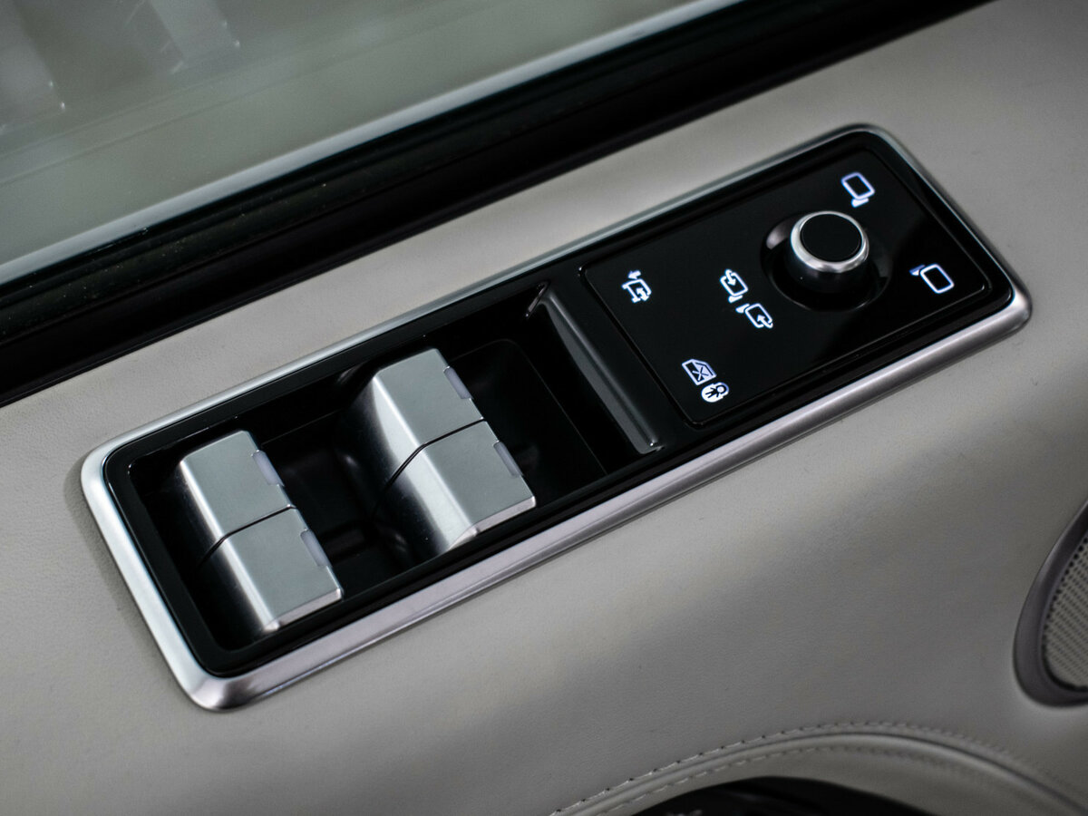 Купить Land Rover Range Rover IV Рестайлинг, 2019, 79 300 км, фото №23