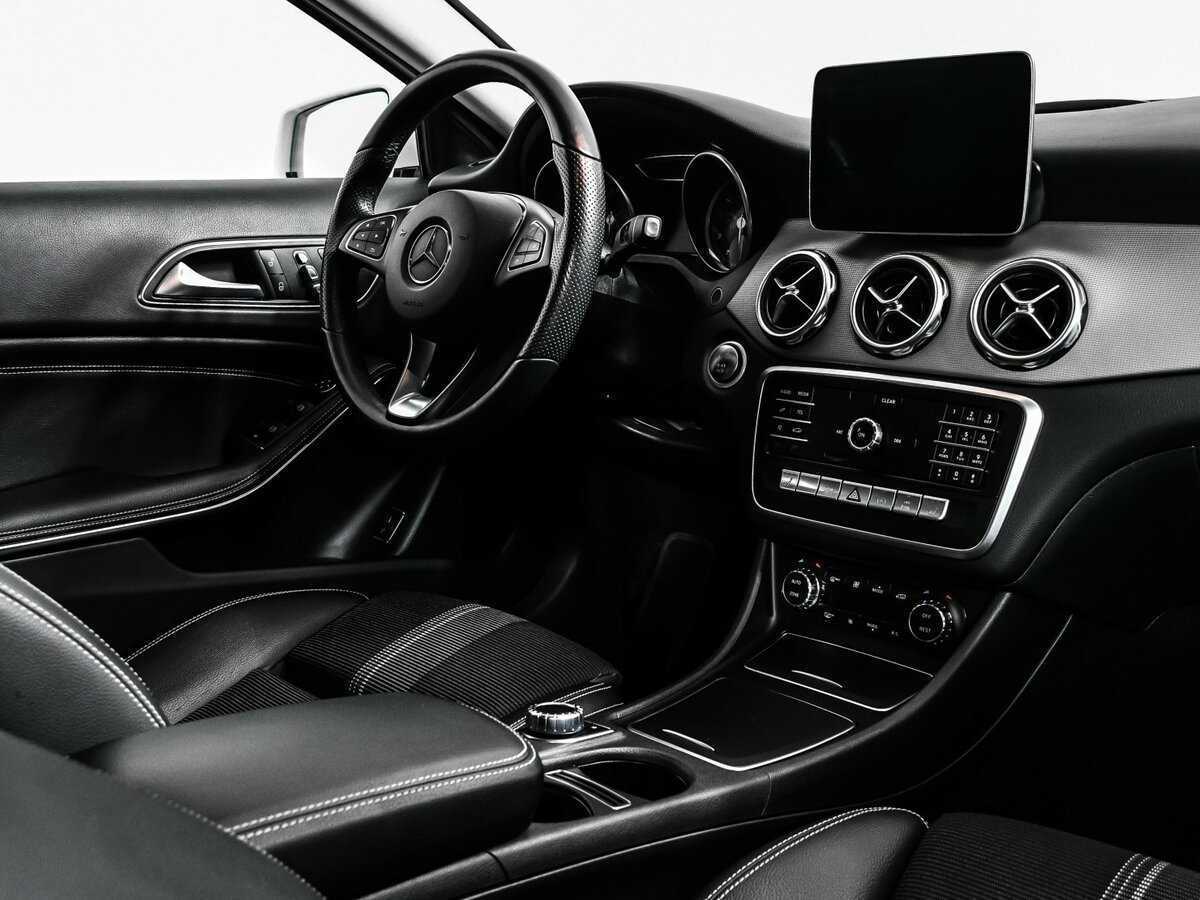 Купить Mercedes-Benz GLA 200, 2018, 53 539 км, фото №9