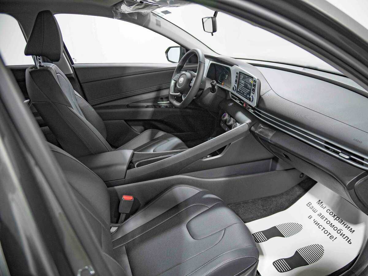 Купить Hyundai Elantra, 2023, 28 км, фото №16