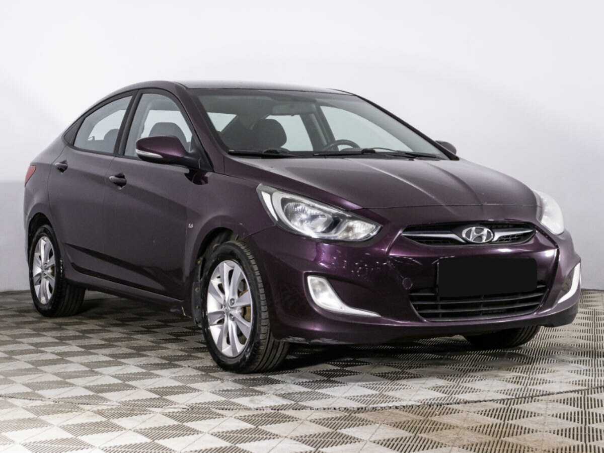 Купить Hyundai Solaris, 2011, 207 975 км, фото №3