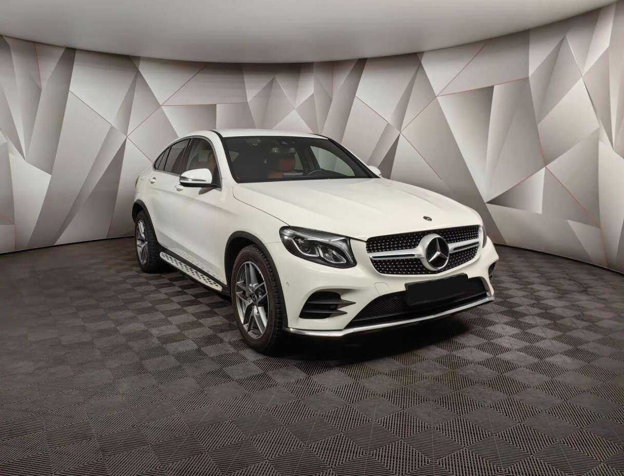 Купить Mercedes-Benz GLC Coupe 300, 2017, 90 909 км, фото №3