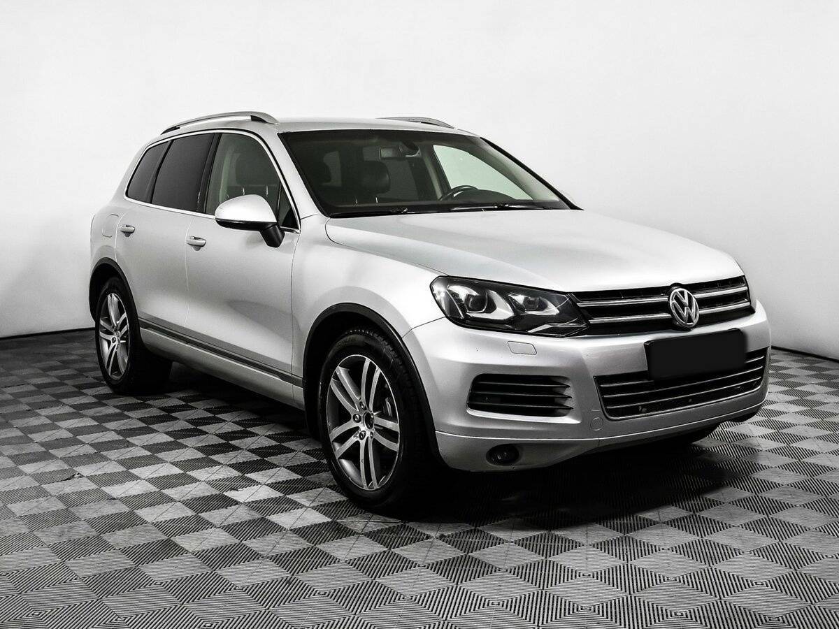 Купить Volkswagen Touareg, 2011, 357 380 км, фото №3