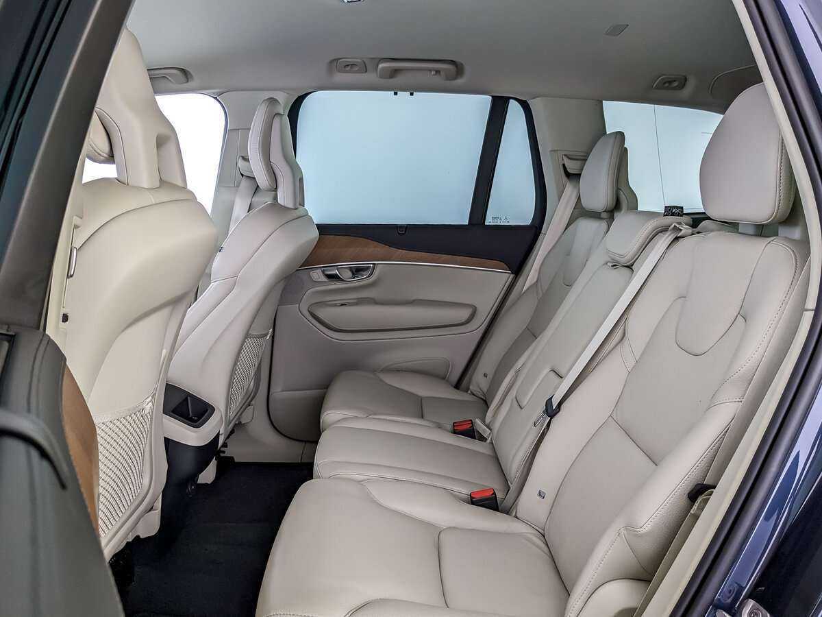 Купить Volvo XC90 B5, 2021, 48 355 км, фото №10