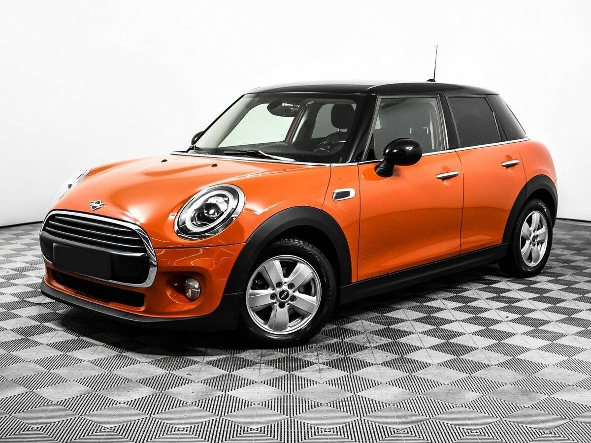 Купить Mini Hatch Cooper, 2018, 74 173 км, фото №1