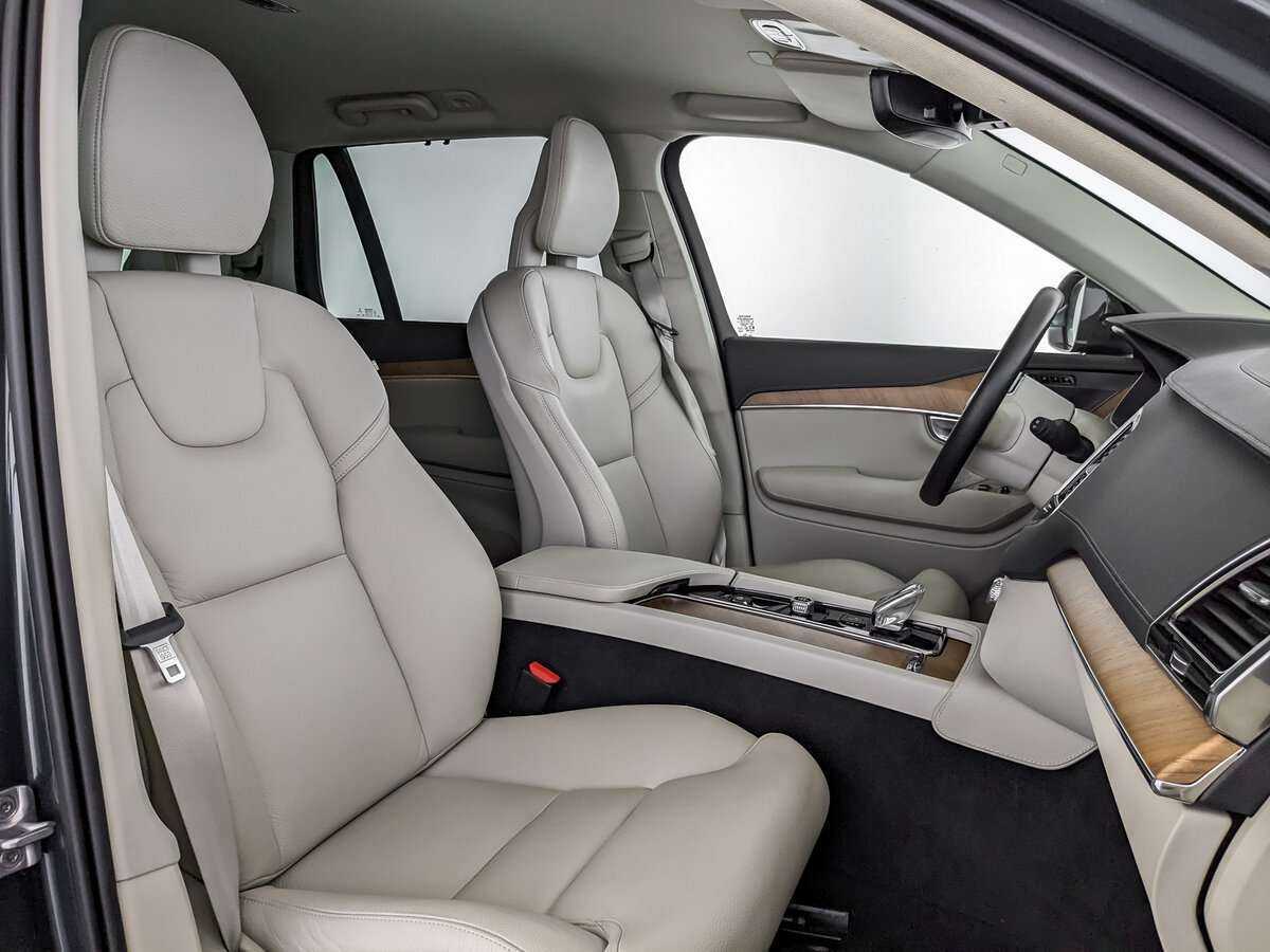 Купить Volvo XC90 B5, 2021, 48 355 км, фото №19