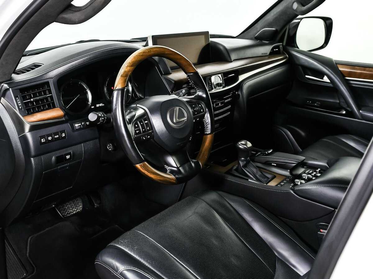Купить Lexus LX 570, 2017, 80 555 км, фото №12