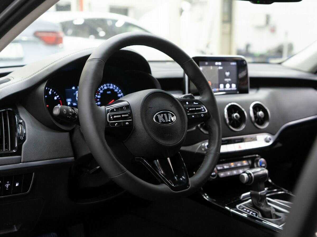 Купить Kia Stinger, 2018, 96 000 км, фото №5