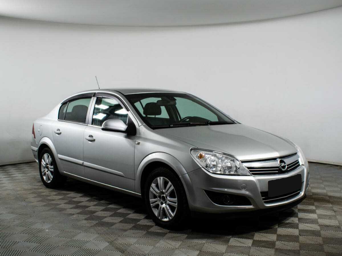 Купить Opel Astra, 2010, 127 186 км, фото №3
