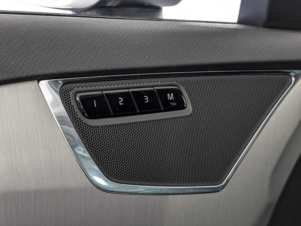 Купить Volvo XC90 B5, 2021, 41 236 км, фото №26