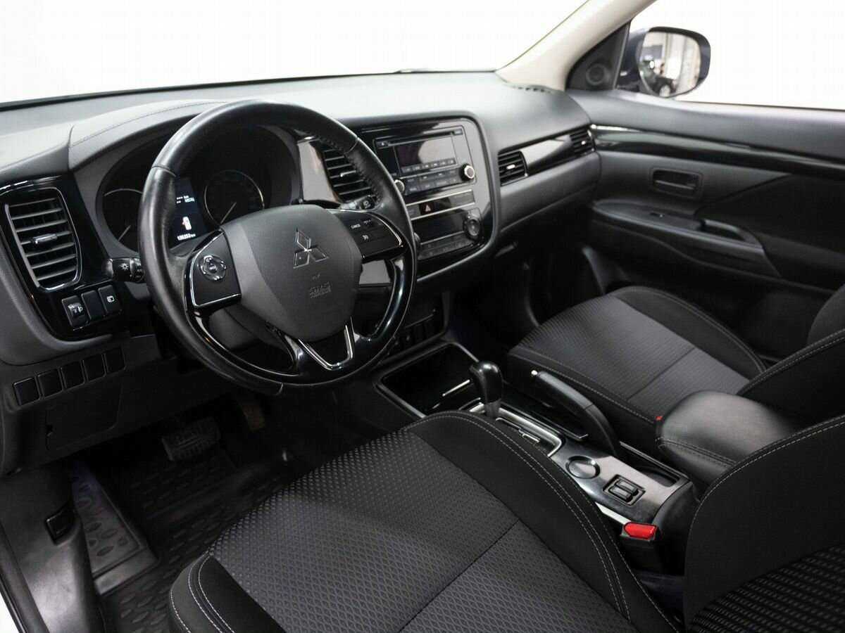Купить Mitsubishi Outlander, 2019, 135 000 км, фото №7