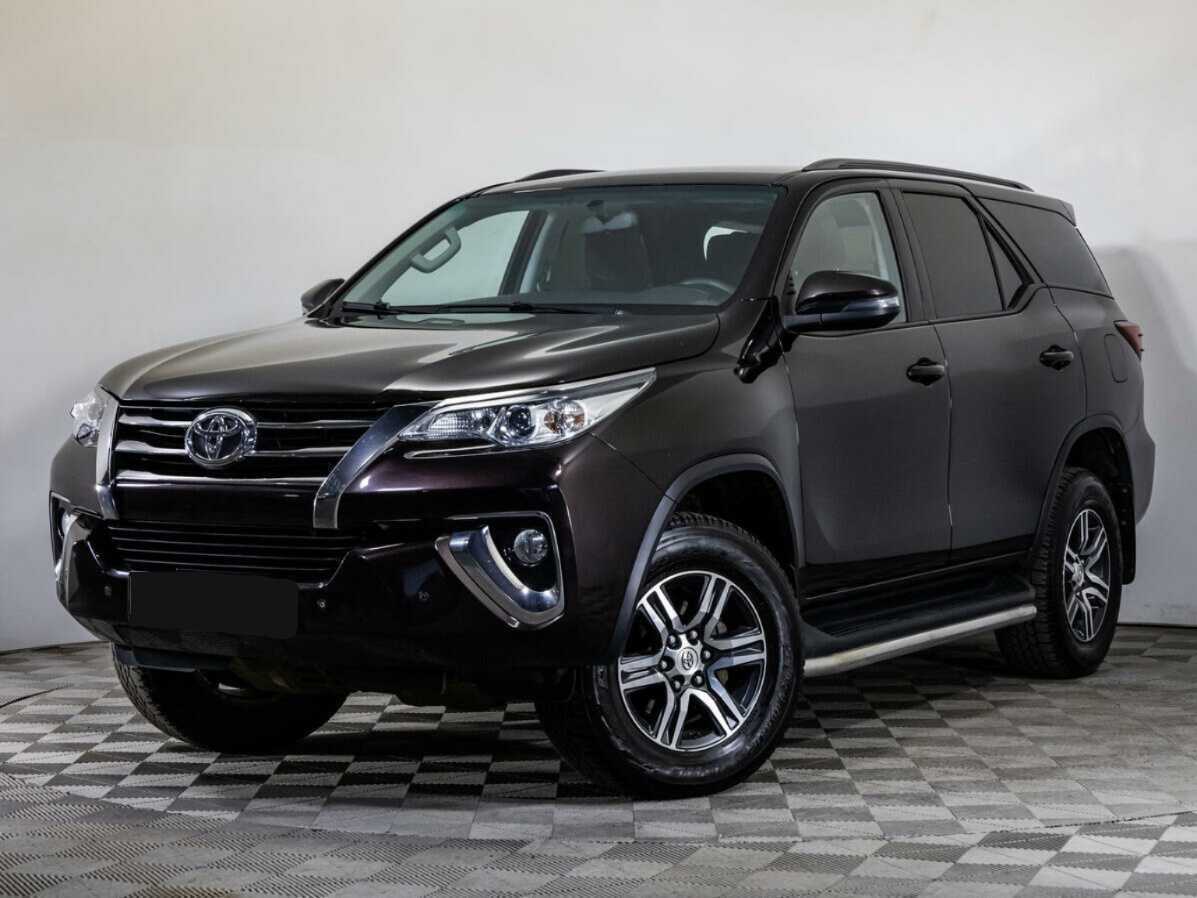 Купить Toyota Fortuner, 2018, 70 010 км, фото №1