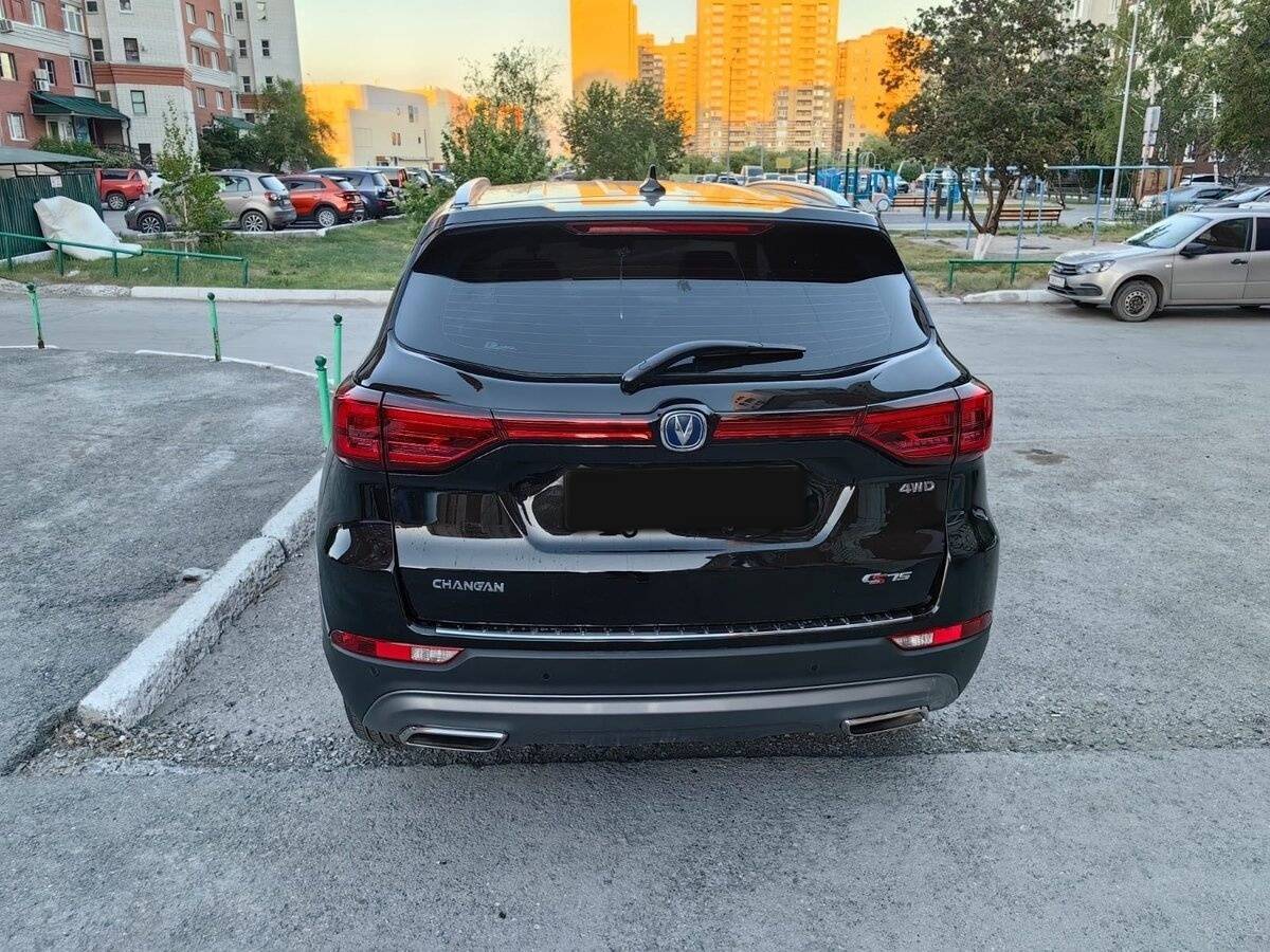 Купить Changan CS75, 2022, 10 668 км, фото №2