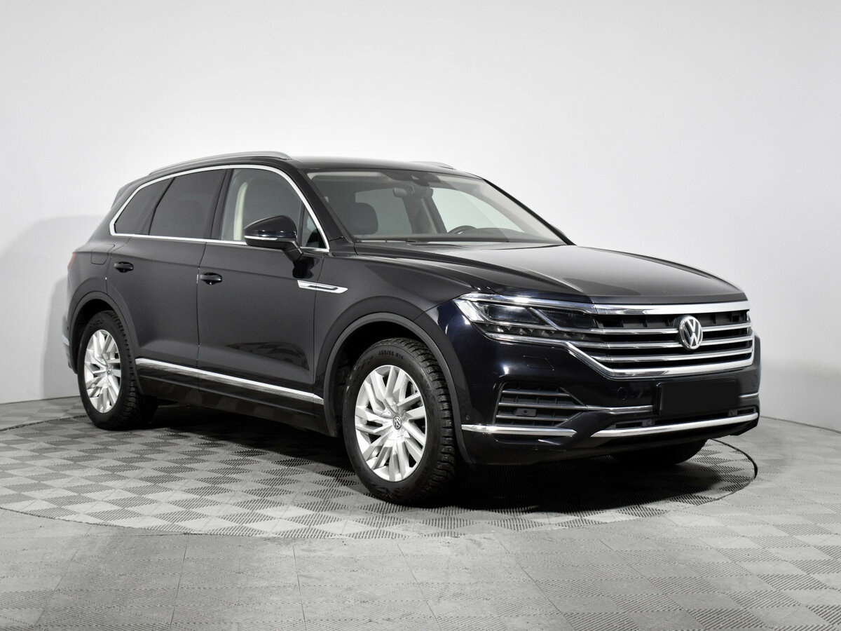 Купить Volkswagen Touareg III, 2019, 119 000 км, фото №3