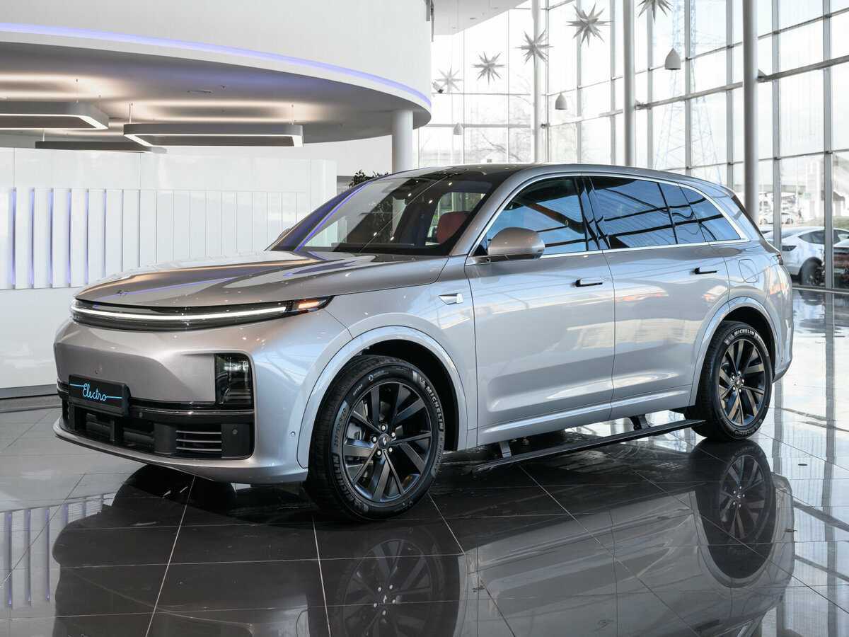 Купить LiXiang L7 52.3 kWh, 2024, 7 км, фото №1