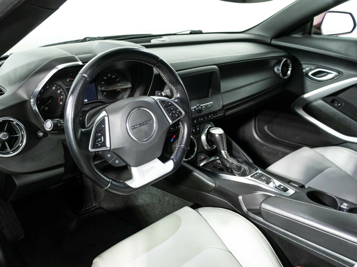 Купить Chevrolet Camaro VI, 2017, 83 000 км, фото №11