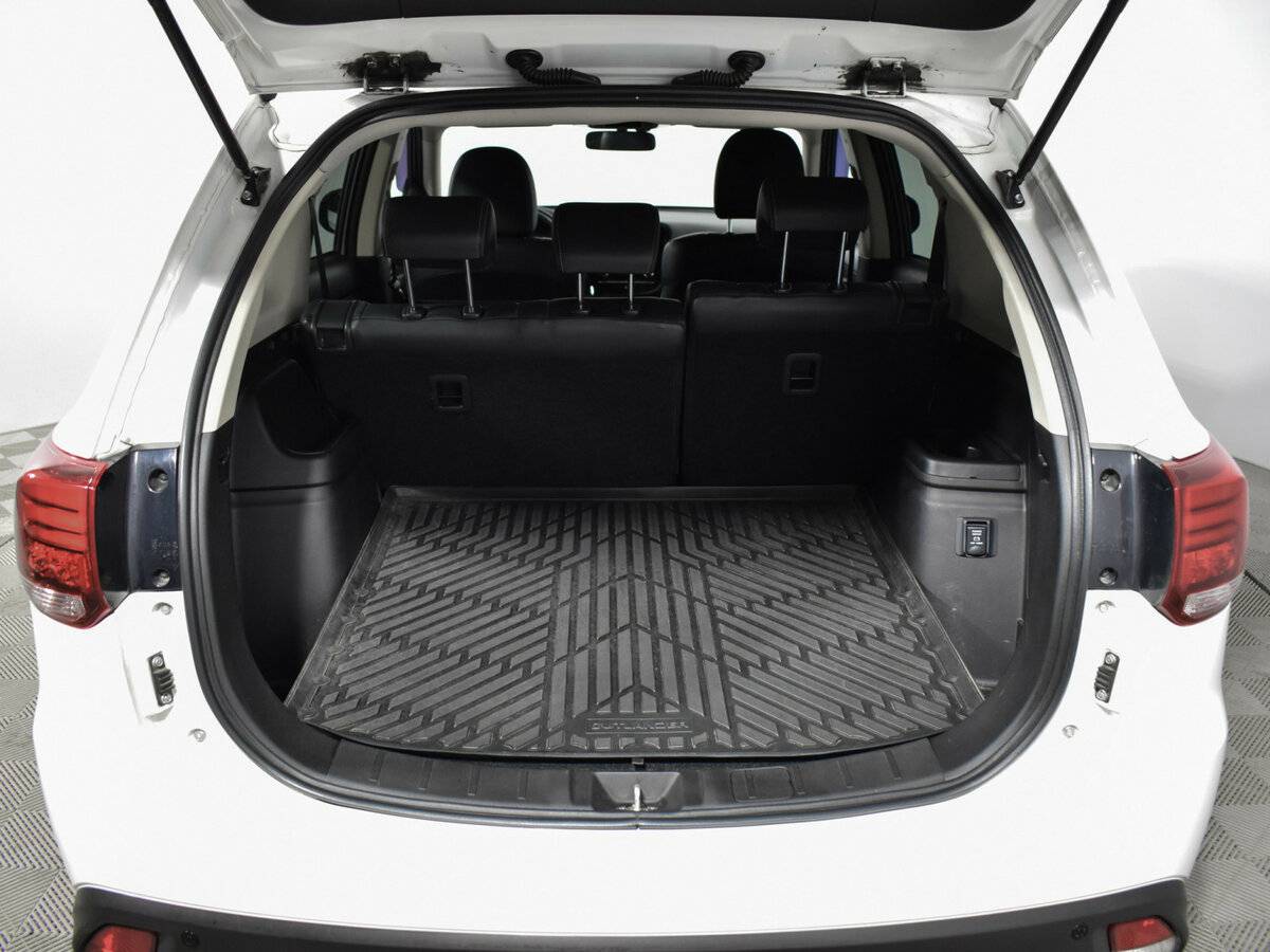 Купить Mitsubishi Outlander III Рестайлинг 3, 2020, 135 000 км, фото №18