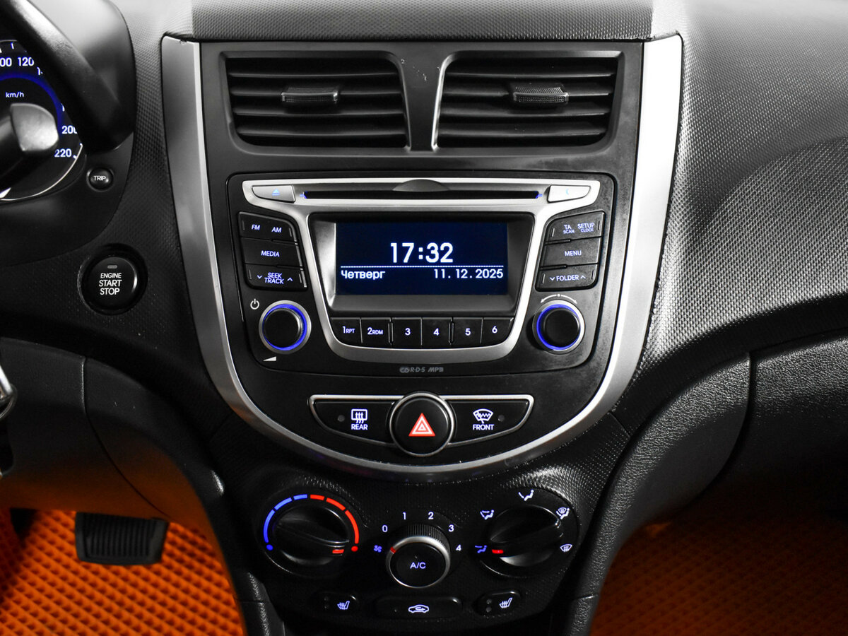 Купить Hyundai Solaris I Рестайлинг, 2016, 92 804 км, фото №16