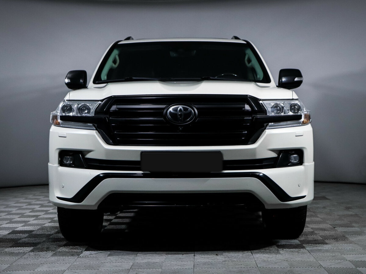 Купить Toyota Land Cruiser 200 Series Рестайлинг 2, 2018, 159 811 км, фото №2