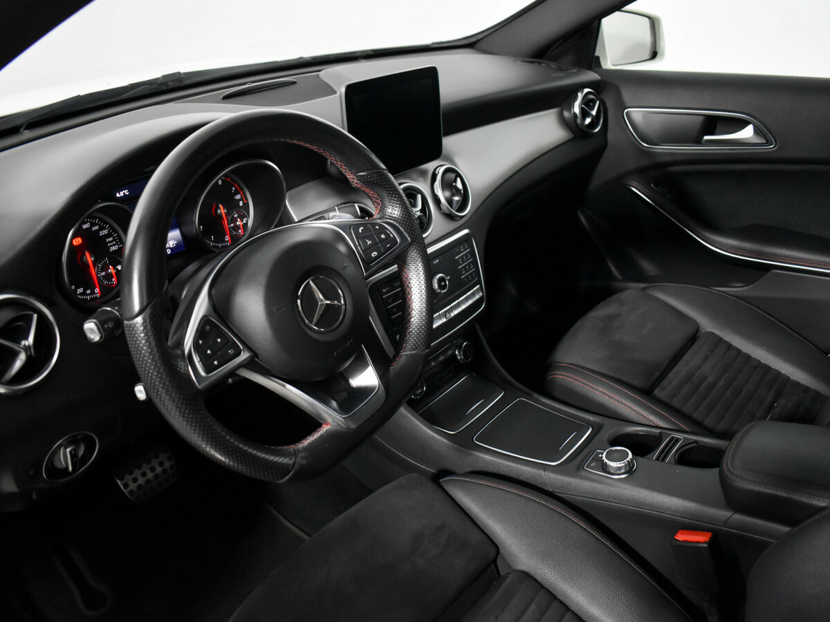 Купить Mercedes-Benz GLA 250 I (X156) Рестайлинг, 2017, 161 000 км, фото №8