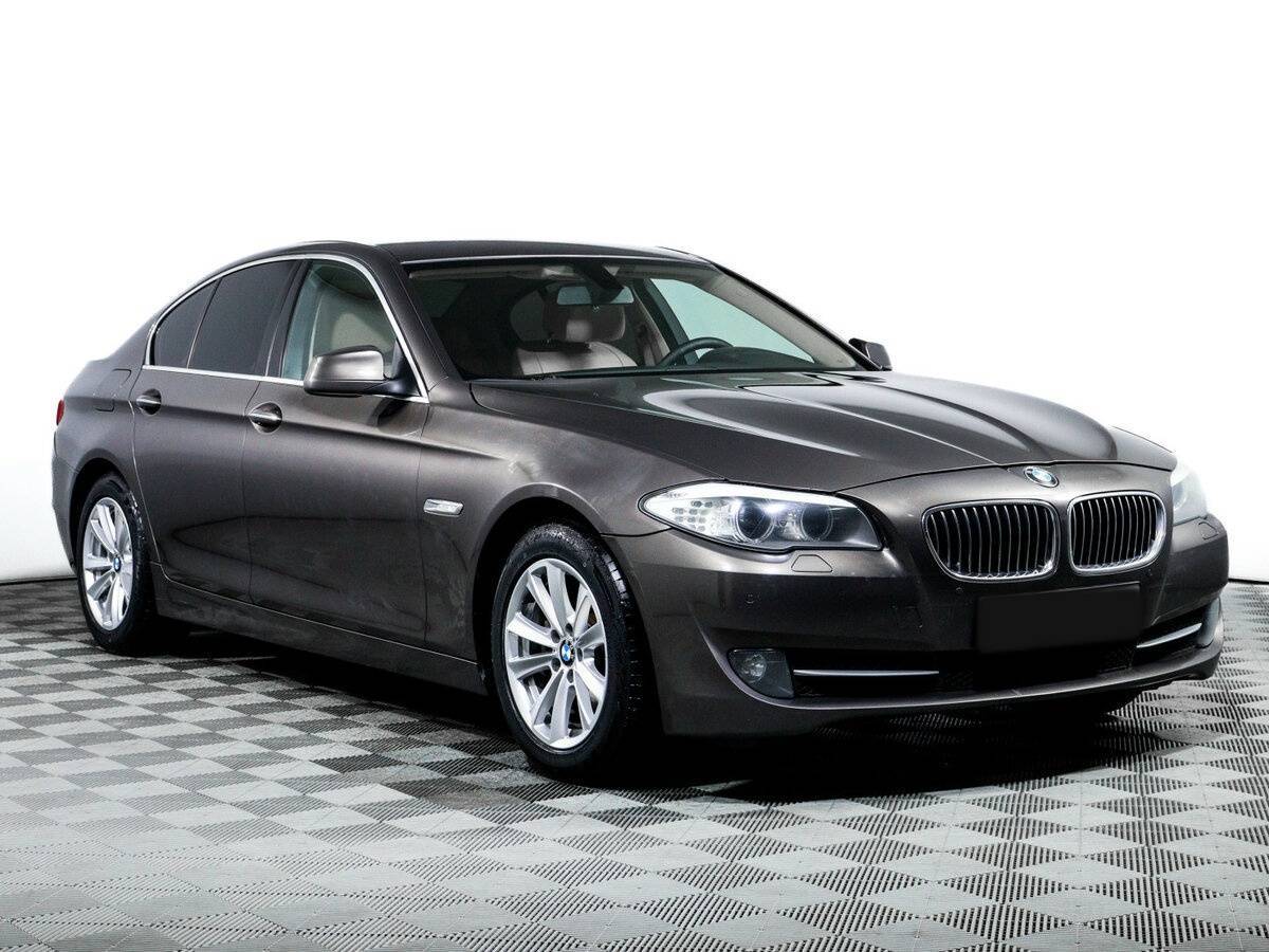 Купить BMW 5 серии 528i, 2012, 266 386 км, фото №3