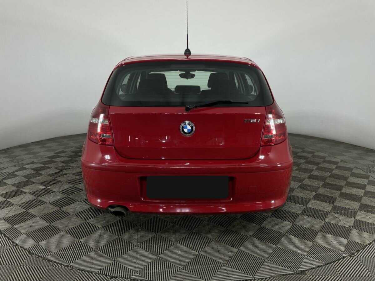 Купить BMW 1 серии 116i, 2010, 204 938 км, фото №3
