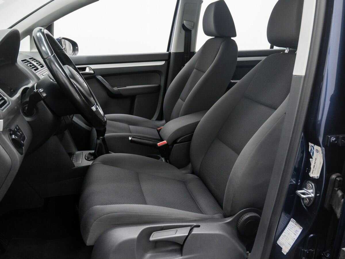 Купить Volkswagen Touran, 2012, 178 001 км, фото №15