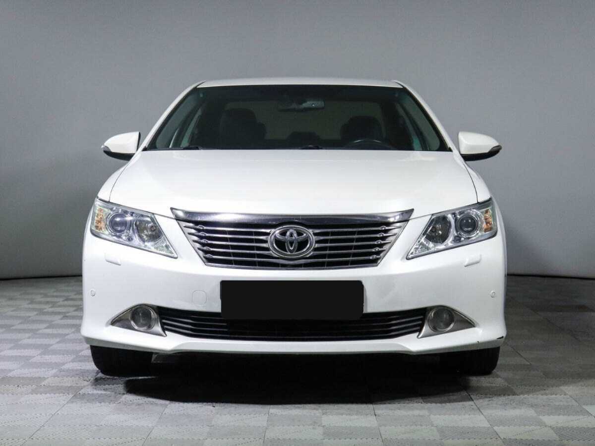 Купить Toyota Camry, 2014, 134 000 км, фото №2