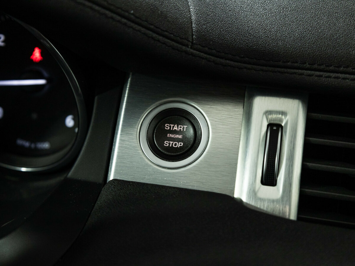 Купить Land Rover Range Rover Evoque I Рестайлинг, 2015, 104 108 км, фото №16