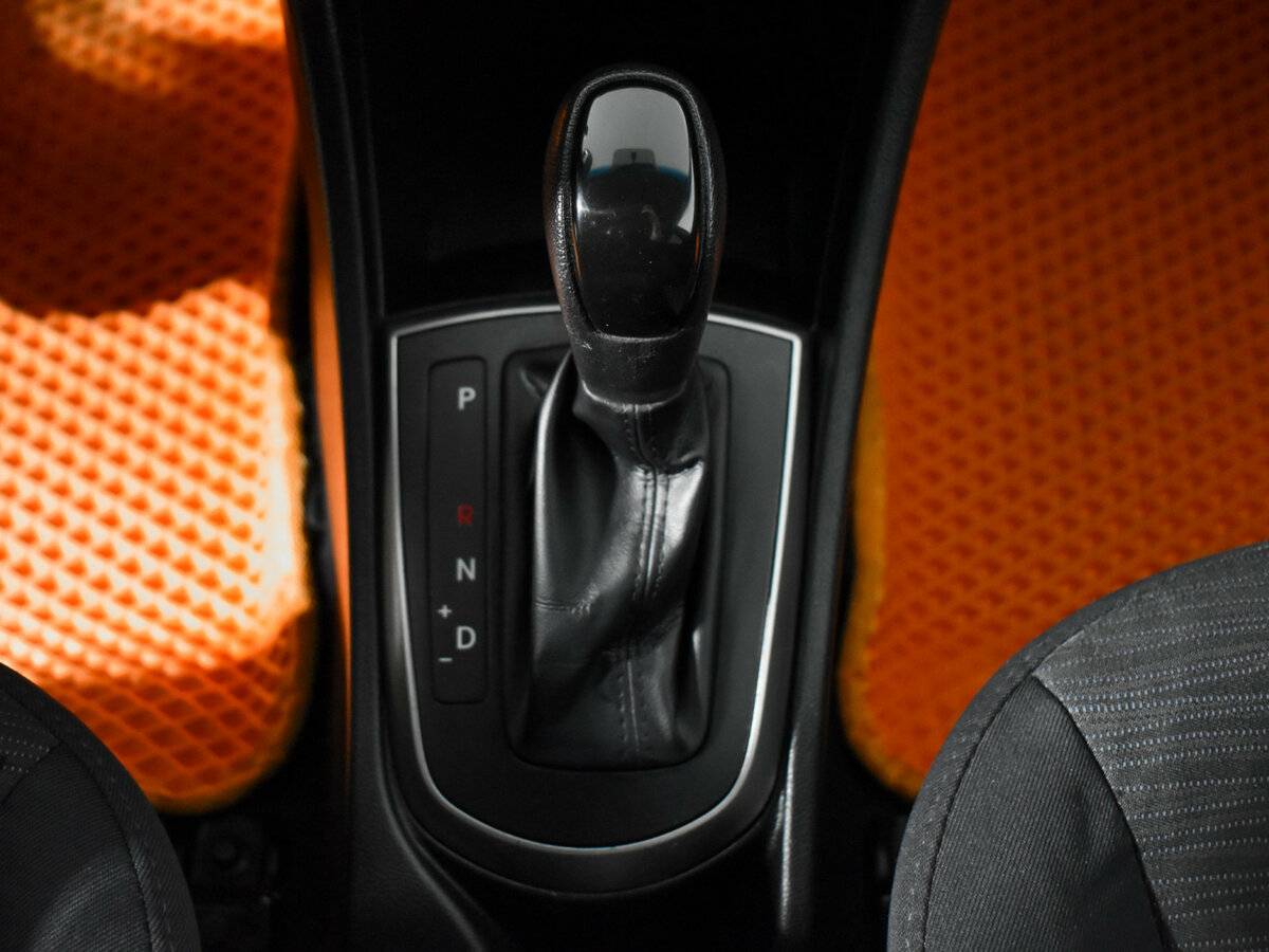 Купить Hyundai Solaris I Рестайлинг, 2016, 92 804 км, фото №10